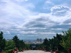 景点-成吉思汗庙
