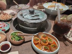 -蘑界·野生菌火锅(深业上城店)