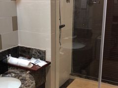 -嘉瑞酒店有限公司