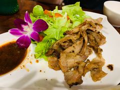 -Dang restaurant (patong phuket)