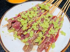 -何妹湿辣牛肉·粤式烧烤砂煲(桂雅路店)