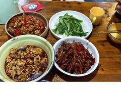 -老三样·美食研究中心(世贸路店)