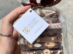 -Laderach 莱德拉(上海环贸iapm店)