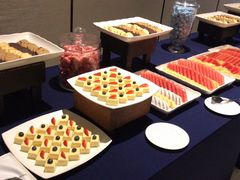 -BLU 全日制餐厅(上海安曼纳卓悦酒店)