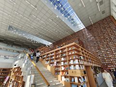 -朵云书院(滴水湖店)
