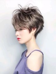 -曼都发型