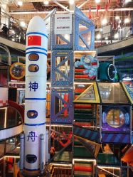 -嗨翻Hi-Fun竞技主题乐园·蹦床团建生日聚会(五棵松华熙店)