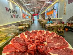 -来龍儿鲜切牛肉自助老火锅