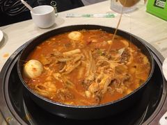 -三清洞摩西韩式年糕火锅(威高广场店)