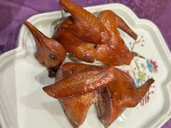 盐焗乳鸽-惠食佳·朱雀(东方商厦店)