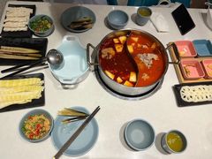 猪手鸳鸯锅-小街猪手(团结湖店)