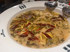 -渔语鱼新川菜Bistro(万象天地店)