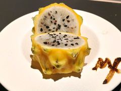 -雍容荟帝王蟹活龙虾展台自助(IFS黑金店)