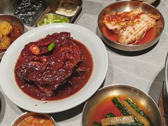 -草家酱蟹炭火烤肉店(珲春南路一店)