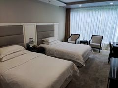-上海怡沁园度假酒店