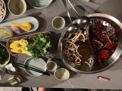 -故里和山·成都火锅(欢乐港湾店)