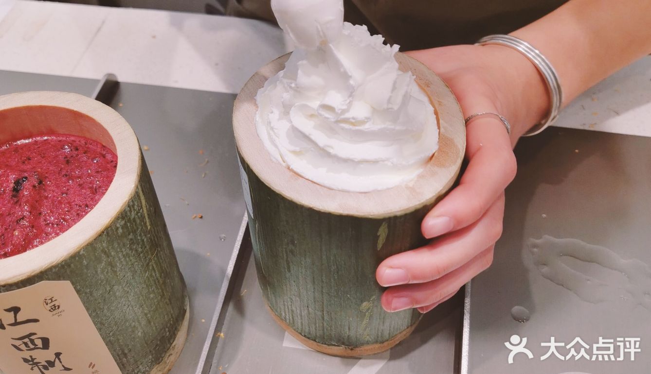 网红竹筒奶茶来南昌啦[礼花]