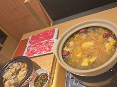 -邹开喜·炭炉鸡煲·海鲜火锅(虹口足球场店)