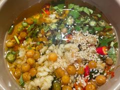 -映山红鲜货火锅(鱼嘴店)