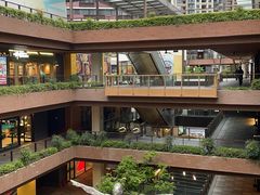 -瑞虹新天地月亮湾