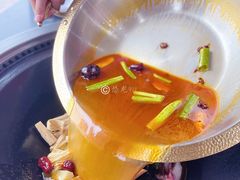 -老刘生态大鱼坊铁锅炖鱼(赛马场店)