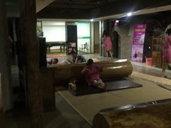 -绿岛汤泉韩式休闲会所