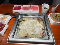 -滋奇·扬州地标火锅(东关街店)