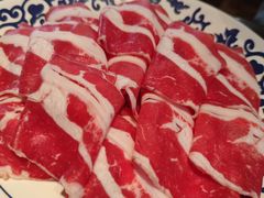 东镇肥牛-东镇老火锅(长春路首店)