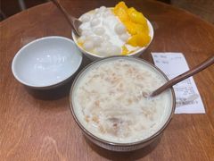 鲜奶银耳炖桃胶-小团圆糖水铺(襄阳南路店)