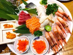 -樱町三味日本料理(城乡世纪广场店)