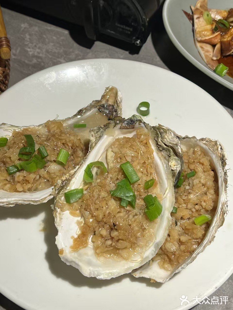 月下品味美食时光