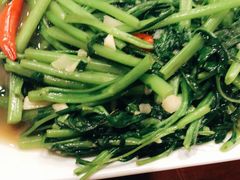 -Dang restaurant (patong phuket)