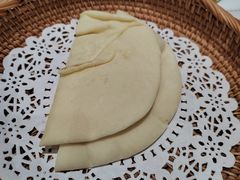 胡慕斯酱配饼-BRBR叙利亚餐厅(总店)