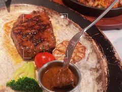 -阿妮叶李(光谷世界城店)