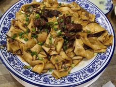 -壹阁胡羊焖饼(特色小吃街店)