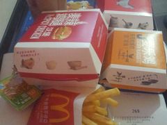 -麦当劳(盐城世纪大道得来速店)