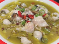 -古都历食南京菜·烤鸭·鸭血粉丝·汤包(南京博物院店)