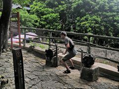 -伊岭岩风景区