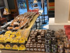 -85度C(生甜甜圈研究工坊·上海局门店)
