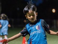 -Riverside河畔少儿足球培训(前滩店)