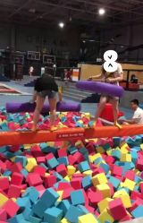 -蹦贝运动中心·蹦床·攀岩·闯关(龙岗店)