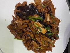 -闫府私房菜(恒隆店)