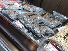 -琦王花生(中央商场店)