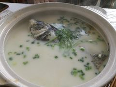 -天乐农家鱼头王(天目湖店)