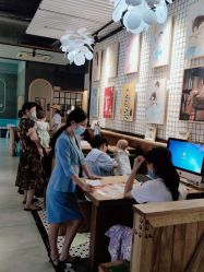 -小阿福儿童摄影(光谷时代广场店)
