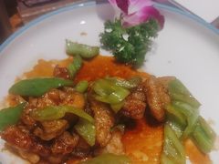 -山河屯铁锅炖·非遗东北菜(南山店)