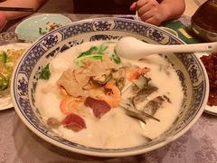 极品鱼头皇-山外山菜馆(玉泉路店)