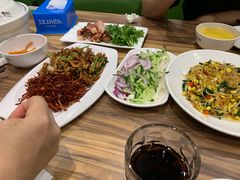 -合合春饼·酱骨·东北菜(潘家园店)