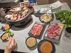 -啊美丽炭火烤肉(滑翔一店)