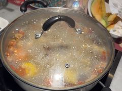 -尚尚仙·酸汤猪手·猪肚鸡火锅(华联万柳购物中心店)